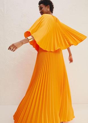 Плиссированное платье h&m,p.m-l3 фото