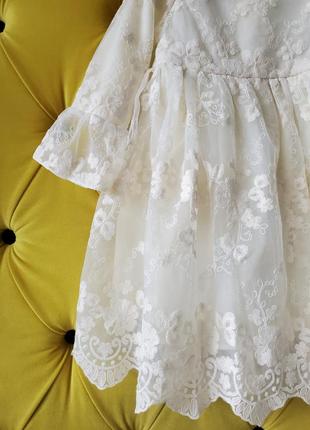 Гарна дитяча мереживна святкова молочна сукня для дівчат на 5 6 7 років 122 128 134 на свято7 фото