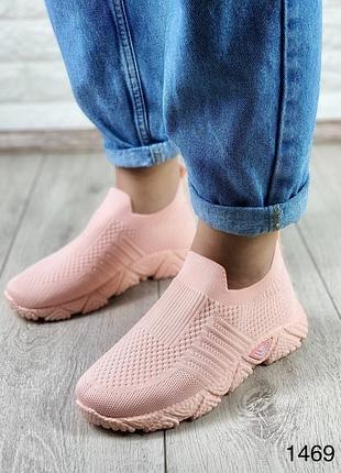 Кросівки жіночі текстиль