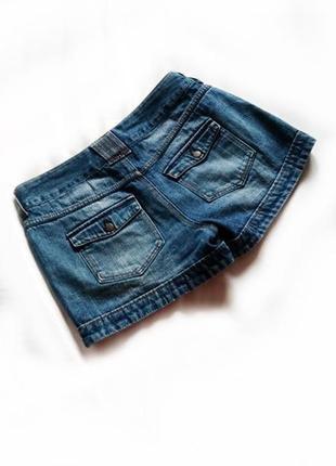Шорты джинсовые с манжетами,базовая модель р 38