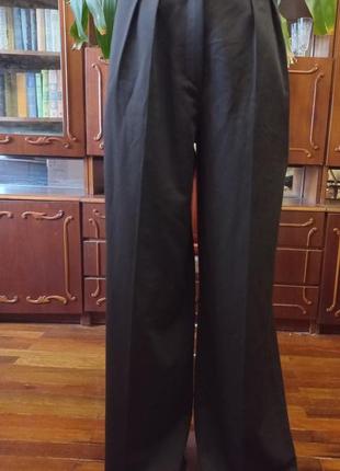Круті штани палацо італія