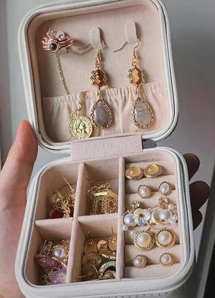 Органайзер дорожная скринька скриня коробочка коробка кейс для прикрас ювелірних виробів біжутерії тримач для сережок кілець каблучок patricia ledo