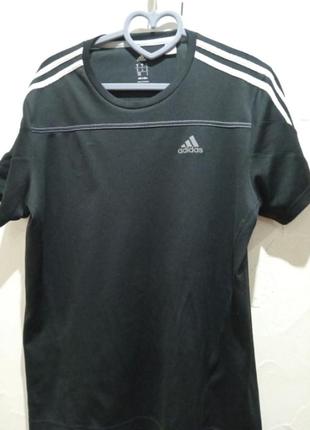 Футболка adidas