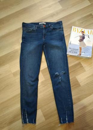 Супер бренд джинсы с высокой посадкой на талии без дефектов крутая модель.1 фото
