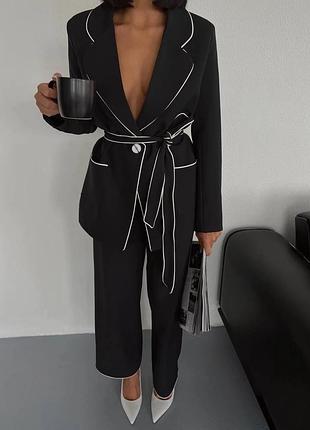 Костюм ♥️
кольори чорний, електрик, беж, білий