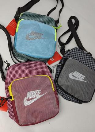 Месенжер nike 2