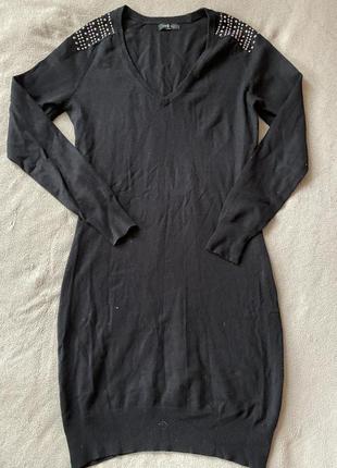 Платье туника базовое черное платье с вырезом1 фото