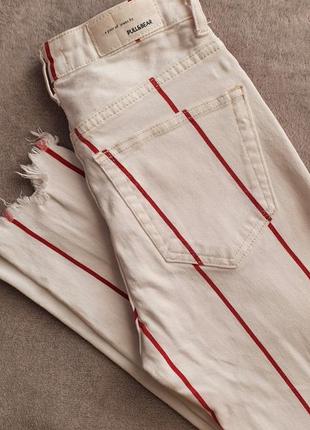 Білі джинси pull&bear1 фото