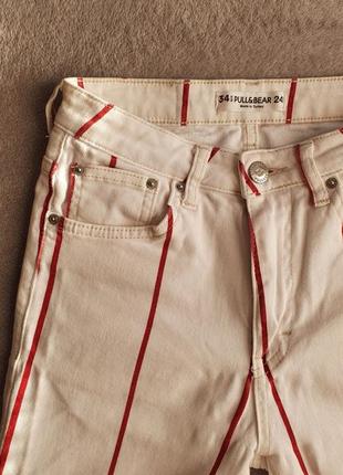 Белые джинсы pull &amp; bear3 фото