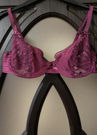 Шикарний, базовий, ажурний, бюстгальтер, вишневого кольору, від дорогого бренду: valisere lingerie 🌺7 фото