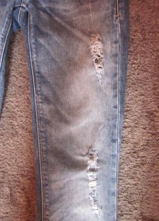 Фирменные джинсы  h&m  размер 25-262 фото