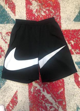 Шорты nike