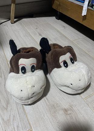 Теплые комнатные тапочки
