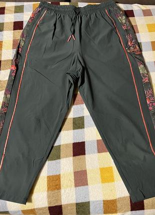 Штани puma x liberty printed women's track pants
