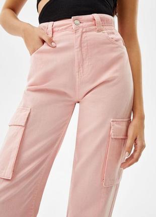 Bershka новые джинсы брюки карго розовые с большими накладными карманами и подкатом на резинке, xxs, xs3 фото