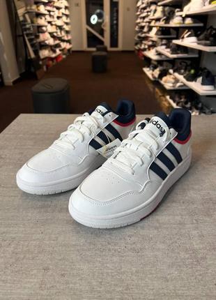 Кроссовки adidas hoops