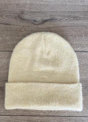 Шапка от reserved