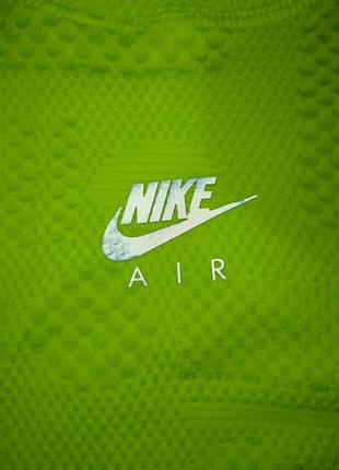 Nike t-shirts air dri fit

яскрава майка борцовка спортивна оригінал топ8 фото