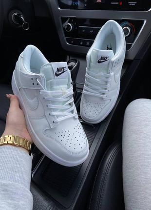 Nike dunk low white