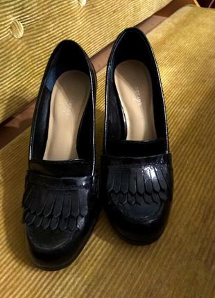 Лофери натуральна лакова шкіра