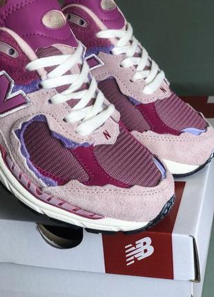 Кроссовки женские new balance 2002r pink violet4 фото