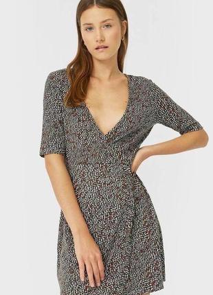 Платье stradivarius