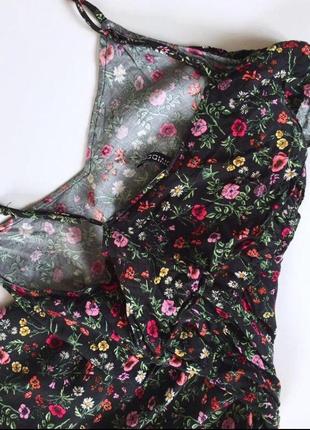 Легкое вискозное платье в цветочек4 фото