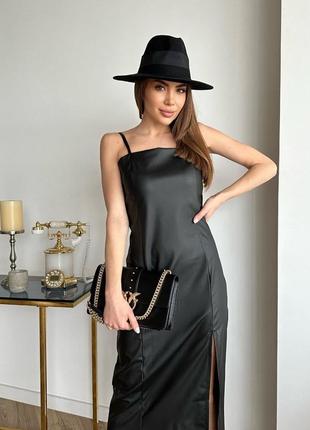 Стильное классическое классное красивое хорошенькое удобное модное трендовое простое платье платье сарафан черный эко кожаный на бретелях3 фото