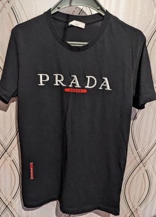 Футбока prada