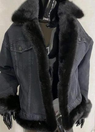 Джинсовая куртка с норкой