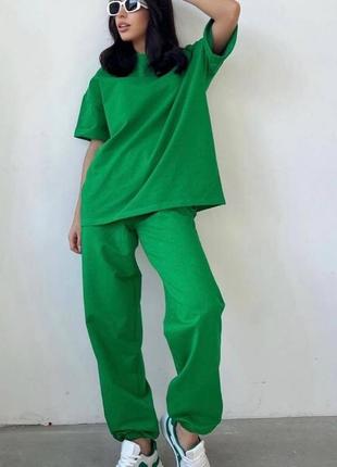 Костюм женский зеленый, оверсайз футболка брюки джоггеры на высокой посадке с карманами качественный стильный