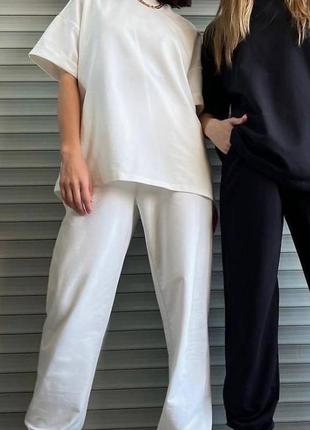 Костюм женский белый однотонный оверсайз футболка брюки джоггеры на высокой посадке с карманами качественный стильный