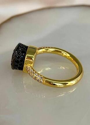 Помеллато кольцо позолота с крупным квадратным камнем чёрного цвета3 фото