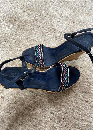 Босоножки herring