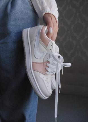 Кросівки nike air jordan 1 retro cream женские кроссовки найк джордан 1 ретро бежевый9 фото