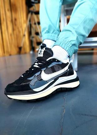 Мужские кроссовки nike vaporwaffle x sacai black white / smb