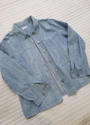 Джинсовая коттоновая рубашка пиджак