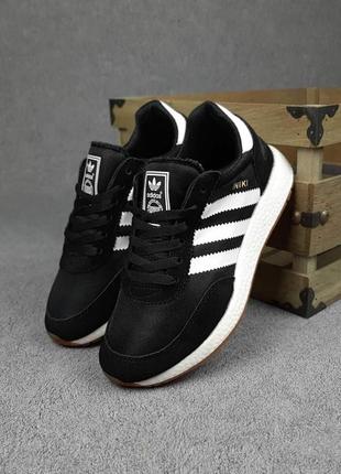 Жіночі і кросівки adidas iniki чорні з білим модні кросівки адідас ініки для дівчини7 фото