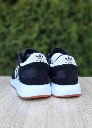 Жіночі і кросівки adidas iniki чорні з білим модні кросівки адідас ініки для дівчини3 фото