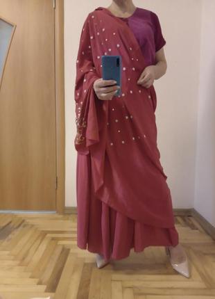 Красива ніжна сарі, відріз тканини, комплект, індійське вбрання.