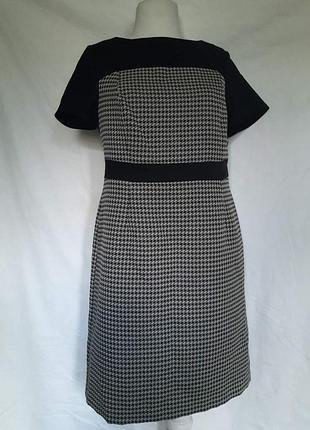 Женское платье в принт гусиная лапка