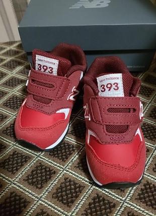 Кросівки new balance