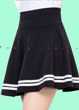 Клёшная юбка с полосочками японская школьная корейская черная1 фото