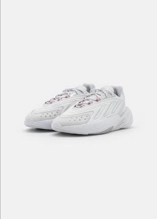 Кросівкі adidas ozelia