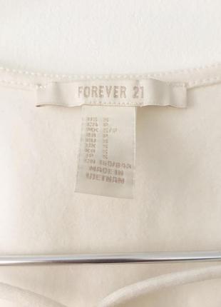 Кремовый топ с декольте на шнуровке forever 21 хлопковая майка с глубоким вырезом6 фото