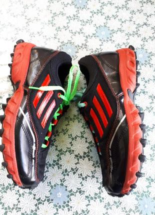 Adidas affaak 02 кросівки дитячі яскраві оригінали. хокей на траві4 фото