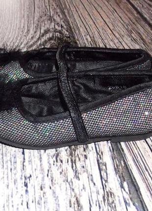Гламурные фирменные туфли для девочки, роазмер 75 фото
