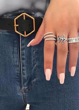 Красивое кольцо с напылением серебра и кристаллами дорожка в 3 ряда3 фото