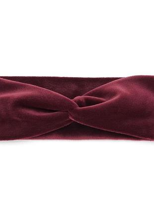 Повязка (чалма) женская из велюровой ткани красного цвета 1590907