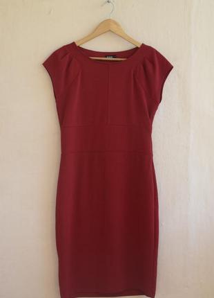 Сукня червоного кольору трикотажне червоне плаття міді
